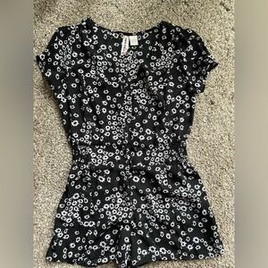 Mimi Chica Woman’s Romper in size M in gently used condition